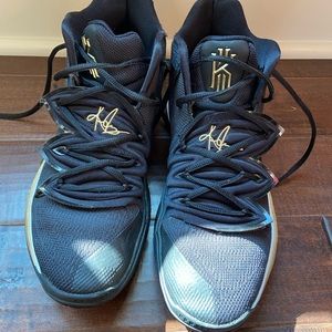 Kyrie 5 by Nike. Men’s 10.5